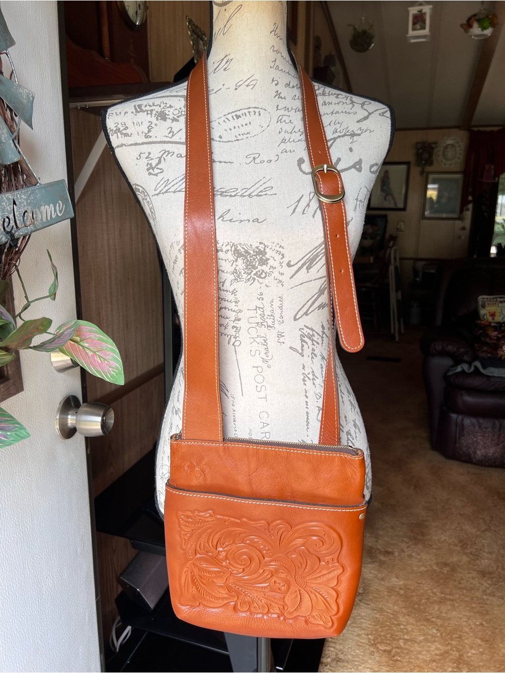 NWOT Patricia Nash Tooled Stipes Sling Florence Crossbody Bag.